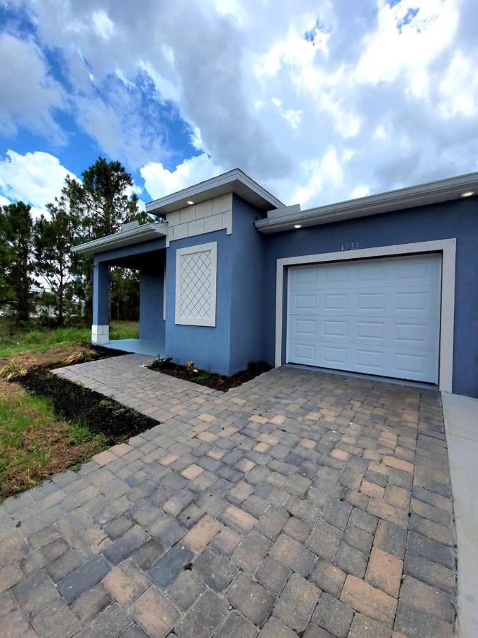 Blue Life Villa Lehigh Acres Exterior photo